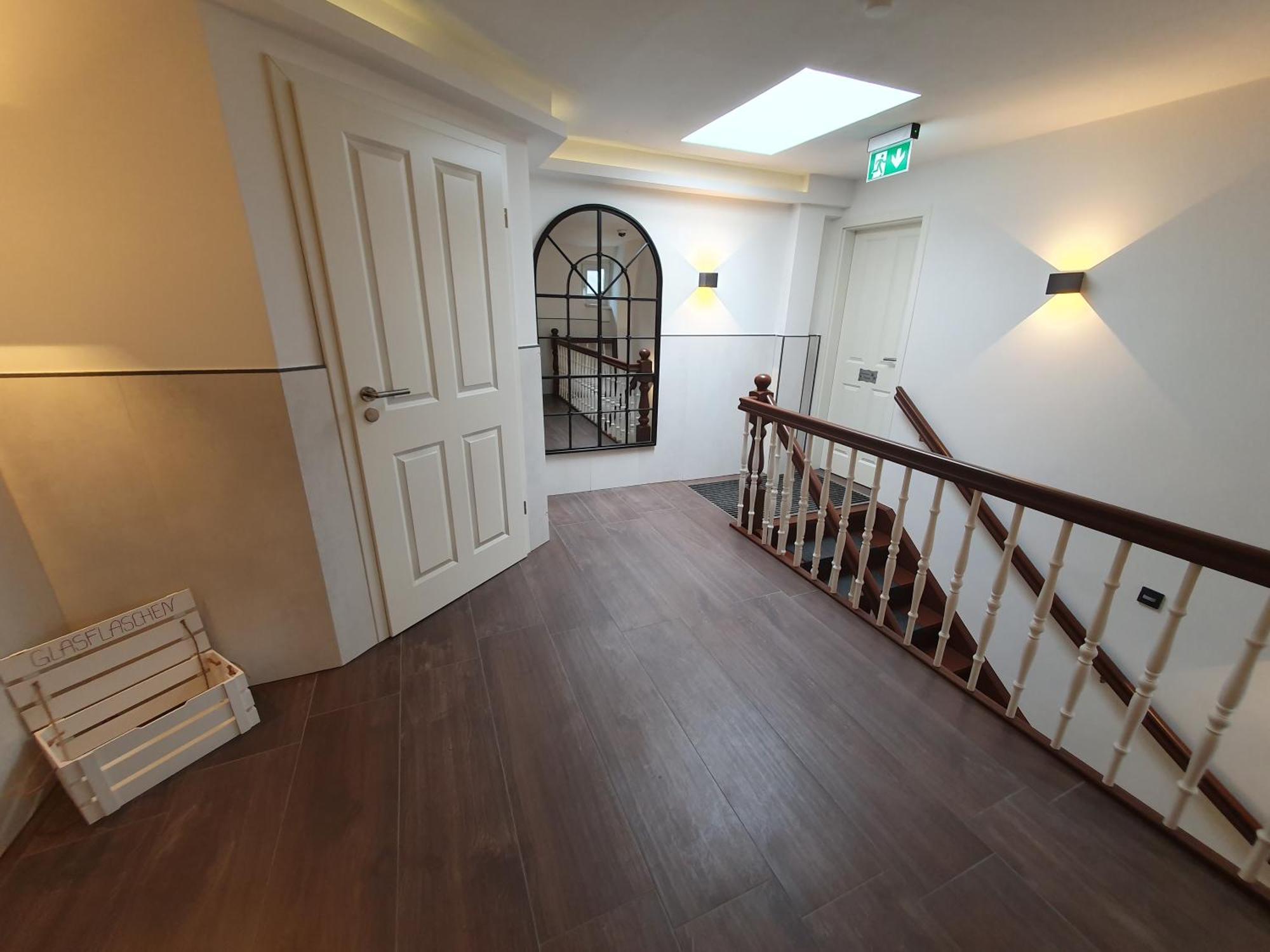 Neumuehler Hof- Ferienwohnung "Benjamin" Mit Grosser Privater Dachterasse Und Guter Anbindung In Die City Schwerin  Ngoại thất bức ảnh