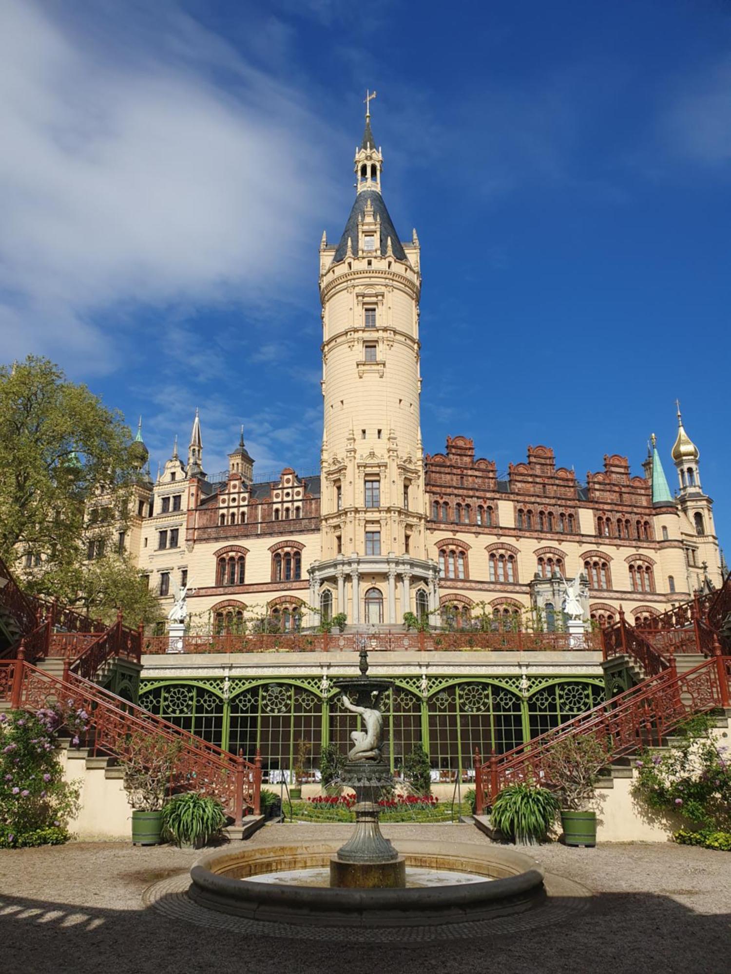 Neumuehler Hof- Ferienwohnung "Benjamin" Mit Grosser Privater Dachterasse Und Guter Anbindung In Die City Schwerin  Ngoại thất bức ảnh